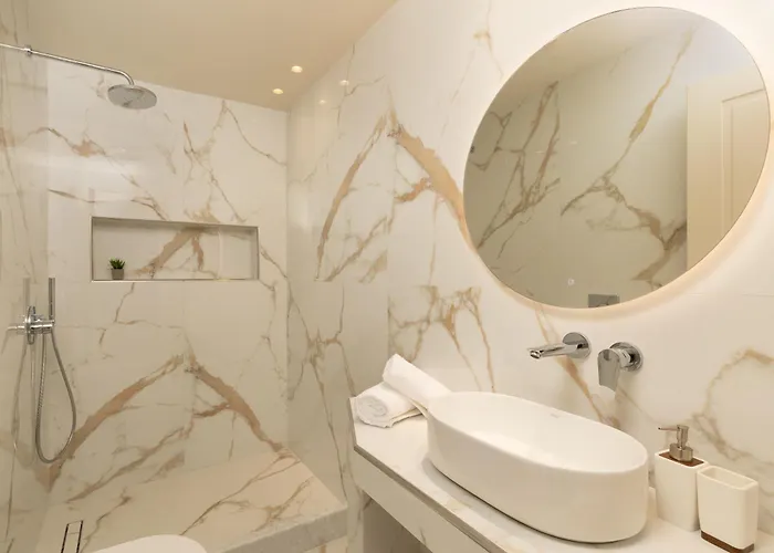 Azure Bliss Karterados (Santorini)