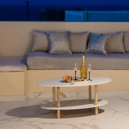 Azure Bliss Villa Karterádosz