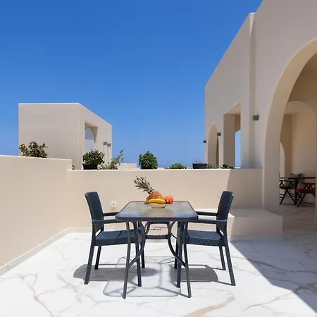 Villa Azure Bliss Karterádosz