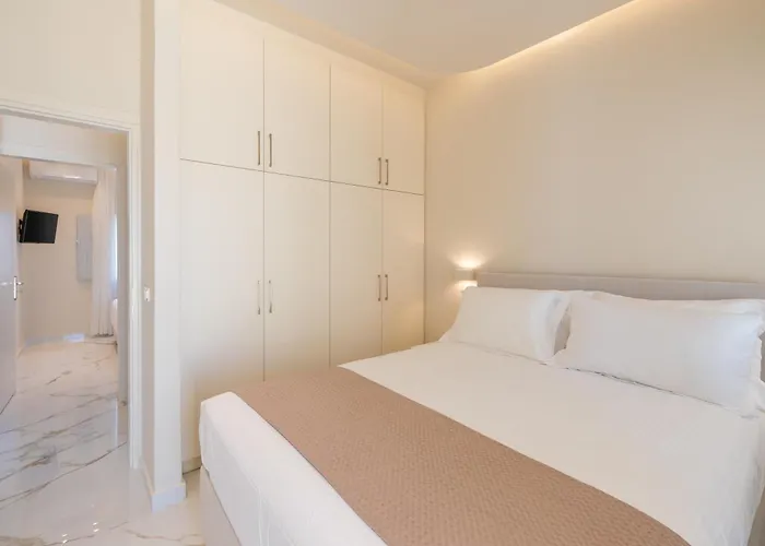 Azure Bliss Villa Karterádos